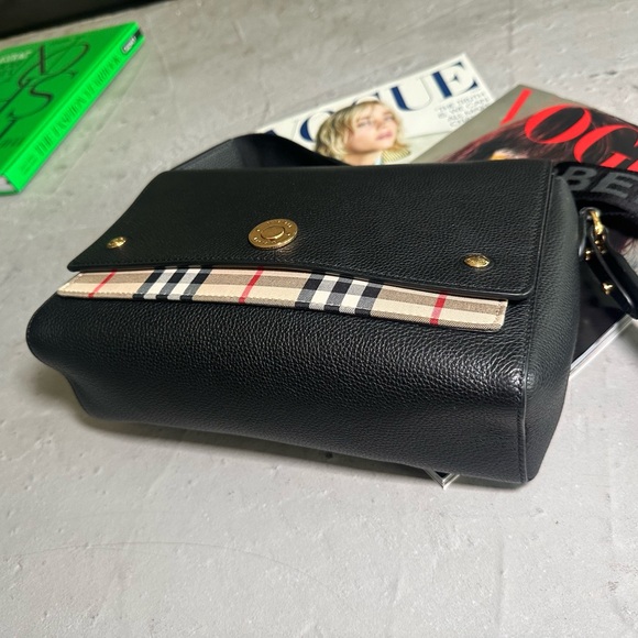 Burberry crossbody NOTE bag Vintage Check / Leather in Black preowned - Picture 5 of 16